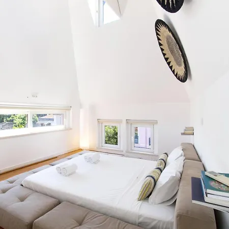 דירה Amazing Penthouse Bairro Alto Duplex *