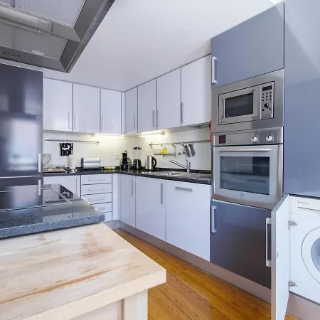 Amazing Penthouse Bairro Alto Duplex 公寓