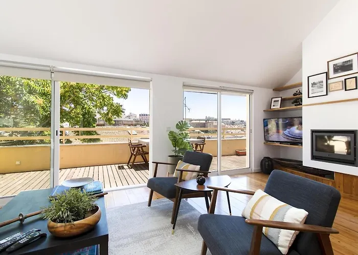 Amazing Penthouse Bairro Alto Duplex * Lisboa