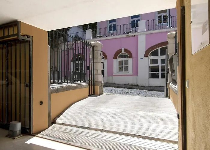 Amazing Penthouse Bairro Alto Duplex