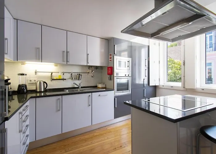 Amazing Penthouse Bairro Alto Duplex * Lisboa